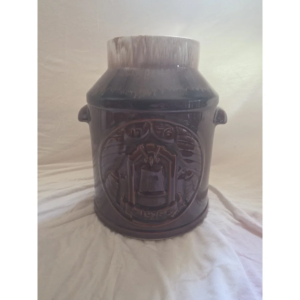 McCOY USA 154 BICENTENNIAL 1776-1976 LIBERTY BELL MILK CAN COOKIE JAR‎ VTG